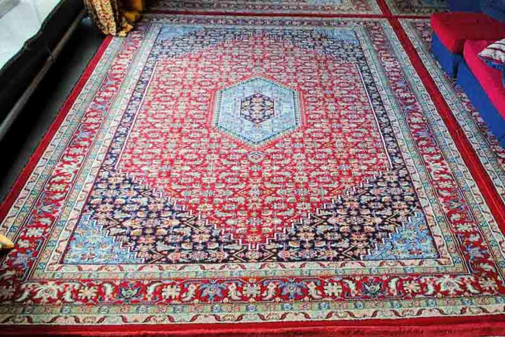 2x3 Meter - Medium Burgundy Persian Rug - Elegance and Rich Design for Your Event